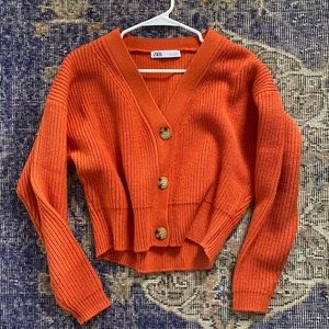 Fine knit slouchy cardigan